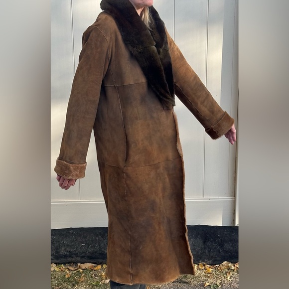 Vintage Midi Length Ombre Dyed Suede Shearling coat with Fur Collar - Picture 3 of 5